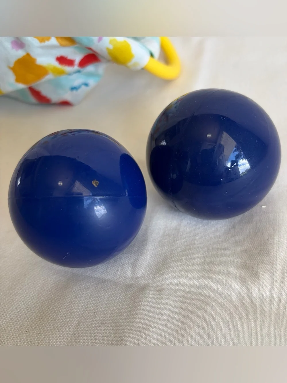 Lovevery Opposites Balls and Sensory Pouch Baby Toys from the Thinker Playkit